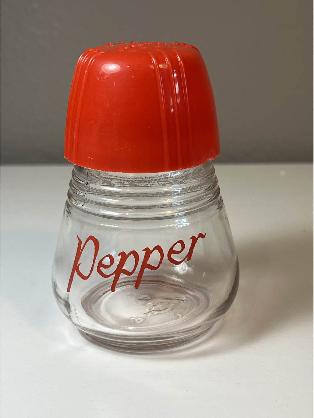 Vintage Hazel Atlas Pepper Shaker Red Lid Clear Glass MCM 1950s Kitchen